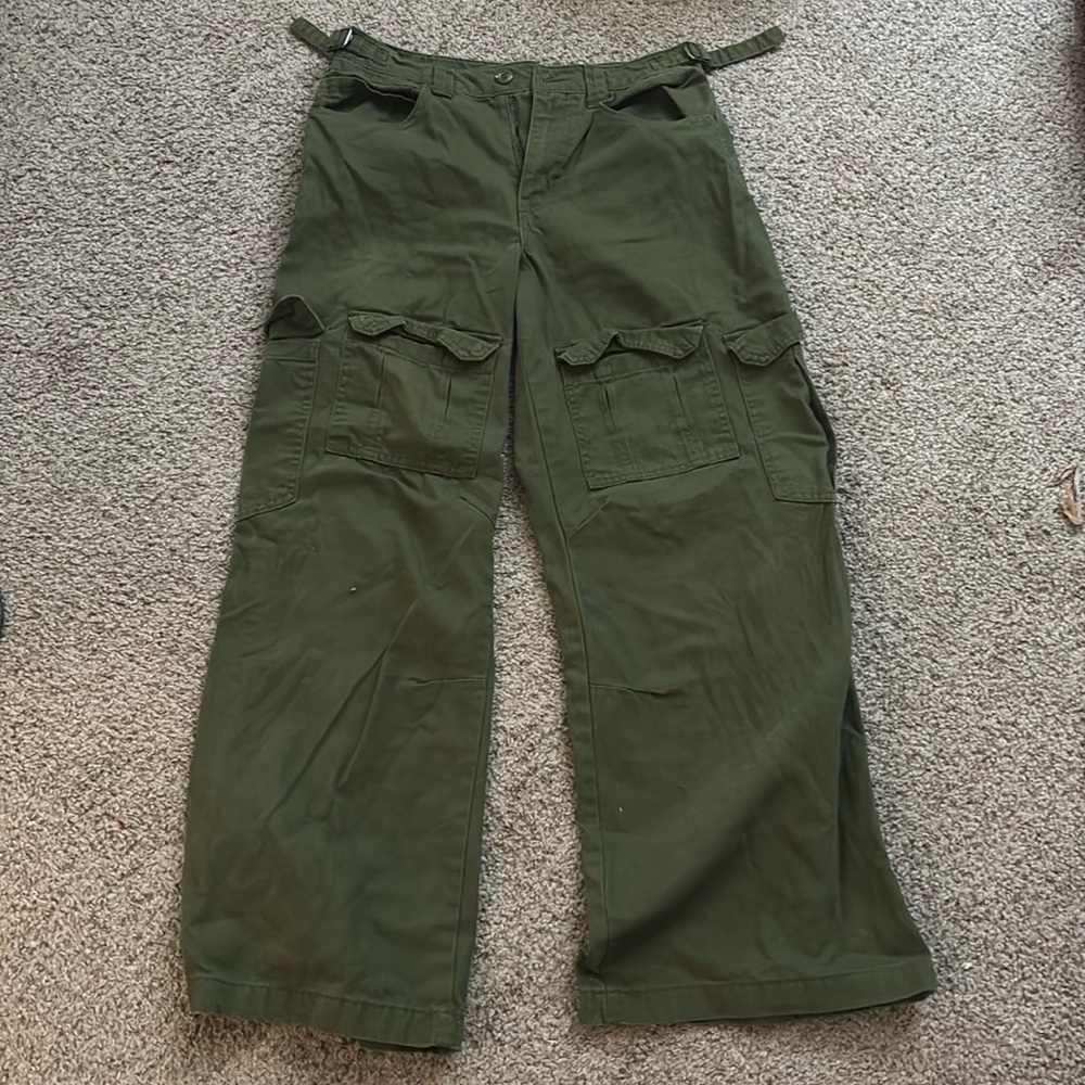 Forever 21 green cargo pants